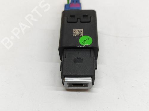 Used Electronic module PEUGEOT 208 II (UB_, UP_, UW_, UJ_) 1.2 Hybrid 136 (UPHPYK) (136 hp) 28437397