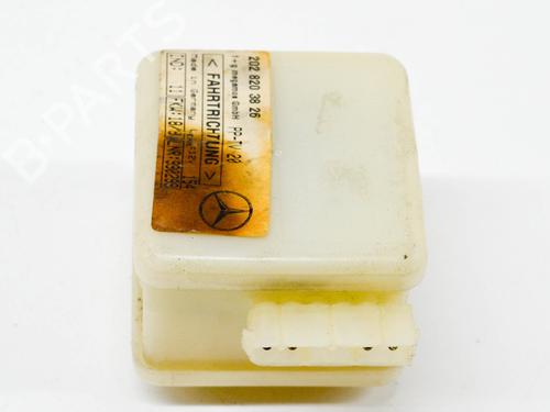 Used Electronic module MERCEDES-BENZ S-CLASS (W220) S 500 (220.075, 220.175, 220.875) (306 hp) 8412553