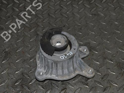 Used Engine mount MERCEDES-BENZ E-CLASS (W213) E 350 d (213.033) (258 hp) 30218727