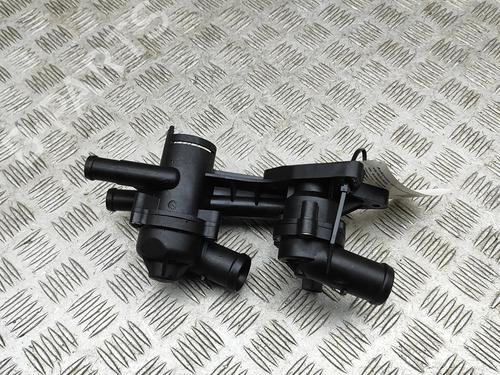 Used Thermostat housing Thermostat housing BMW 5 (E60) 530 d (211 hp) 35982919 35982919