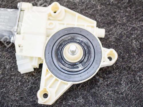 Left front window motor MERCEDES-BENZ GLA-CLASS (X156) GLA 180 (156.942) | BP6743824E21 