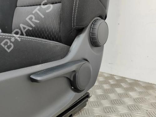 Left front seat INFINITI Q30 1.6 | BP33371975C15  - Image 6