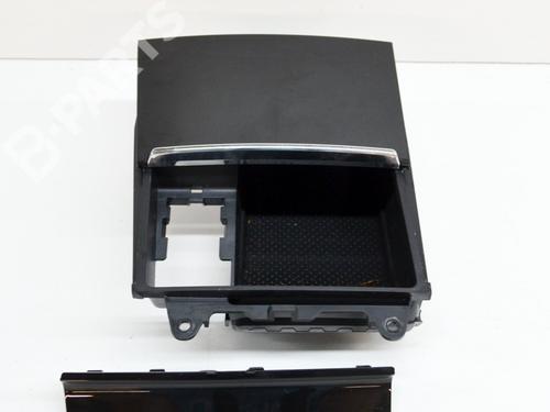 Handskerum SKODA KAROQ (NU7, ND7) 1.5 TSI | BP10673304C95 