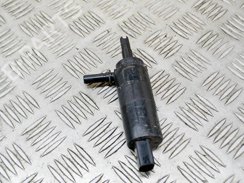 Used Washer pump BMW 4 Coupe (F32, F82) 430 d (258 hp) 14636940