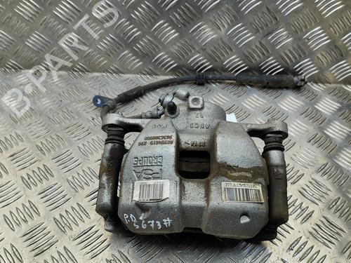 Used Right front brake caliper Right front brake caliper PEUGEOT 2008 II (UD_, US_, UY_, UJ_, UR_, UC_) e-2008 (UKZKXZ) (136 hp) 33375931 33375931