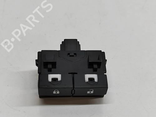 Used Switch NISSAN QASHQAI III (J12) 1.3 DIG-T (140 hp) 28565372