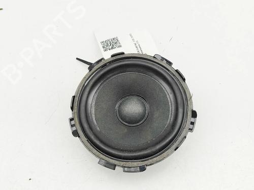 speaker-mercedes-benz-eqe-v295-2022-35983875 main image
