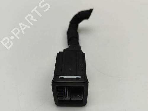 Used Switch VW PASSAT B7 Variant (365) 1.6 TDI (105 hp) 24582981