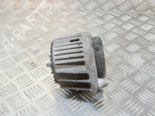 Used Engine mount MERCEDES-BENZ E-CLASS (W212) E 220 BlueTEC (212.001) (177 hp) 6774378