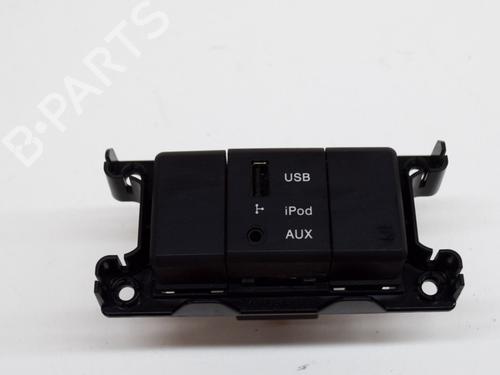 Used Electronic module HYUNDAI SANTA FÉ II (CM) 2.2 CRDi 4x4 (197 hp) 10221146