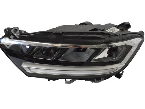 Used Left headlight VW T-ROC (A11, D11) 1.5 TSI (150 hp) 30243319