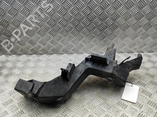 Used Right headlight support Right headlight support JEEP GRAND CHEROKEE IV (WK, WK2) 3.0 CRD V6 4x4 (241 hp) 33384112 33384112