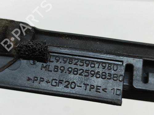 Door moulding trim PEUGEOT 2008 II (UD_, US_, UY_, UJ_, UR_, UC_) e-2008 (UKZKXZ) | BP29042458C150 