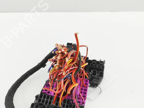 Fuse box SKODA FABIA IV (PJ3) 1.0 TSI | BP39101669E1 - Image 5