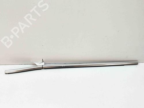 Used Door moulding trim MERCEDES-BENZ GLB (X247) GLB 200 Mild-Hybrid (247.687) (163 hp) 29373271