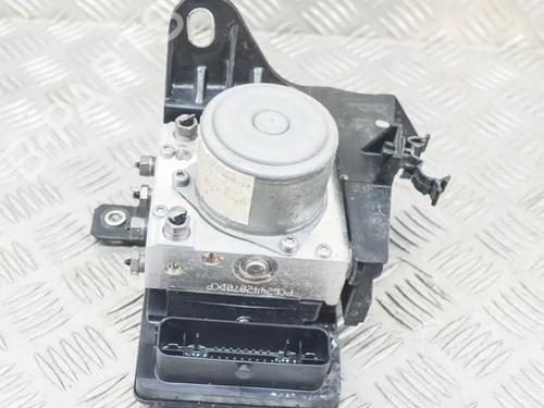 Used ABS pump FIAT 500X (334_) 1.4 (334AXC1B, 334AXC11) (140 hp) 28546333