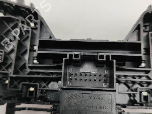 Switch SKODA KAROQ (NU7, ND7) 1.0 TSI | BP28546478I30