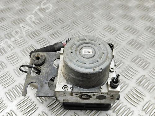Used ABS pump ABS pump OPEL VIVARO B Bus (X82) 1.6 CDTI (06) (125 hp) 33386311 33386311