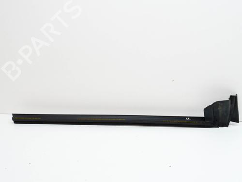 Dørlist TESLA MODEL 3 (5YJ3) EV AWD (351 hp) 27753790