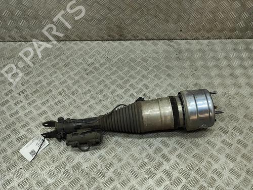 Used Left front shock absorber Left front shock absorber MERCEDES-BENZ E-CLASS (W213) E 350 e (213.050) (211 hp) 26307503 26307503