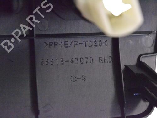 Middle console TOYOTA PRIUS (_W3_) 1.8 Hybrid (ZVW3_) | BP30234795I22 