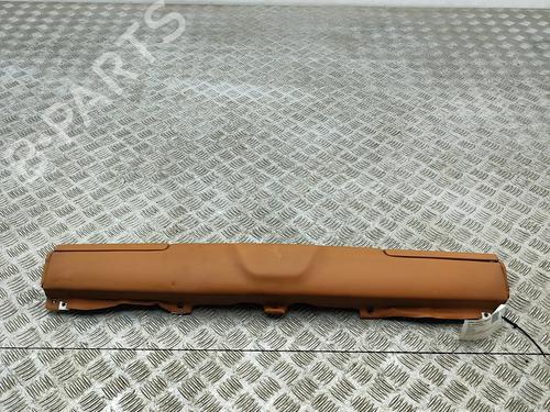 Appui-tête FERRARI CALIFORNIA 4.3 (490 hp) 32119085