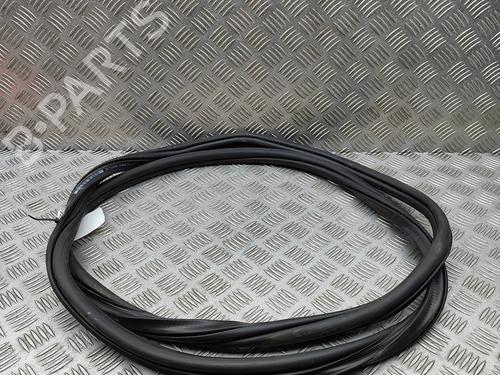 rubber-door-seal-vw-golf-viii-cd1-da1-2019-33376328 main image