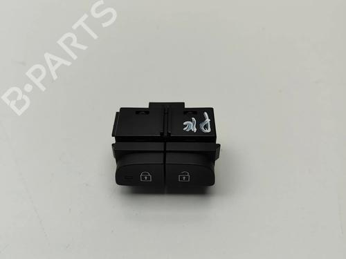 switch-volvo-xc40-536-2017-28557615 main image