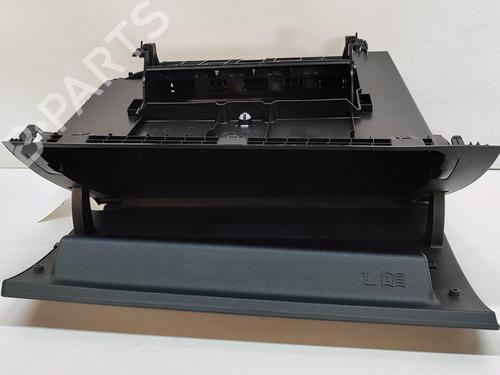 Used Glove box MERCEDES-BENZ CLA (C118) CLA 200 (118.387) (163 hp) 27784044