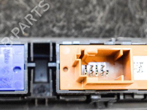 Switch PEUGEOT 208 I (CA_, CC_) 1.2 VTI 82 | BP6743177I30 