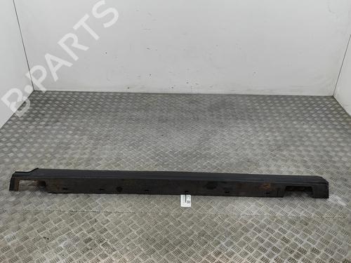 Used Left sideskirt LAND ROVER RANGE ROVER SPORT II (L494) 5.0 SCV8 4x4 (510 hp) 27785681