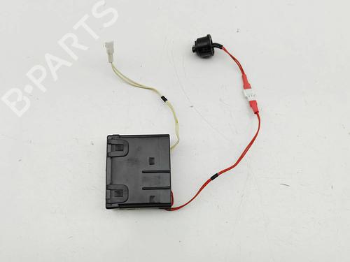 Used Electronic sensor Electronic sensor TESLA MODEL X (5YJX) 90D AWD (525 hp) 33382981 33382981