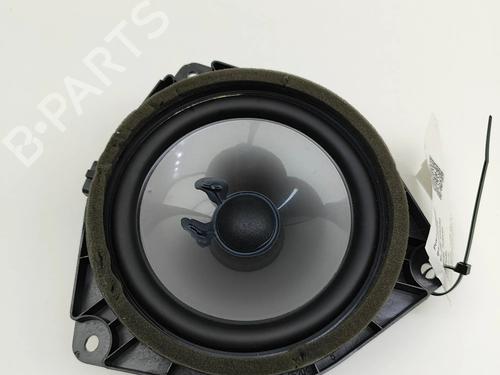 speaker-lexus-nx-_z1_-2014-27789992 main image