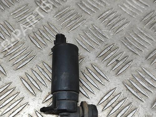 Washer pump LAND ROVER DEFENDER Station Wagon (L316) 2.5 Td5 4x4 (L316) | BP16194074E24 