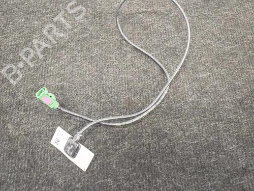 Used Antenna/Base TESLA MODEL X (5YJX) P90D AWD (772 hp) 8826944