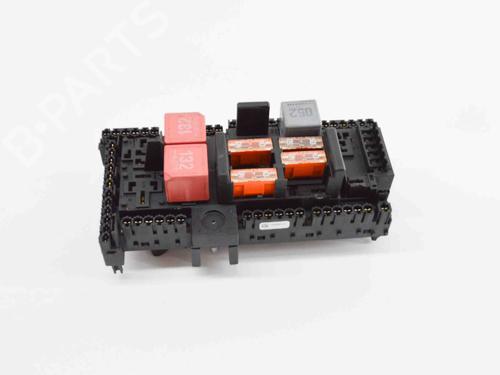 Fuse box MERCEDES-BENZ E-CLASS (W213) E 220 d (213.004) | BP13928224E1