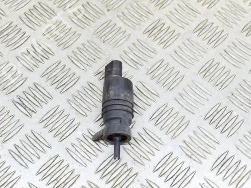 Used Washer pump Washer pump MERCEDES-BENZ E-CLASS (W212) E 250 CDI / BlueTEC (212.003, 212.004) (204 hp) 14622315 14622315
