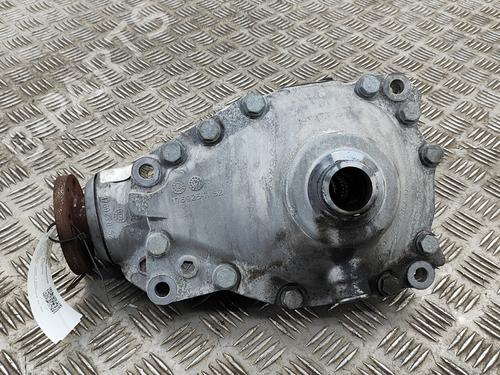 Differential, foran BMW 5 (G30, F90) 540 i xDrive (340 hp) 19428159