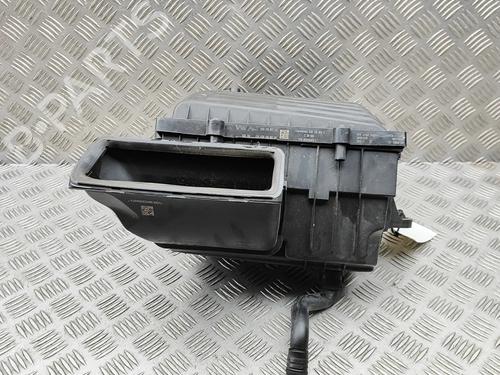 Used Air filter box SKODA SUPERB III Estate (3V5) 2.0 TDI (150 hp) 31902990