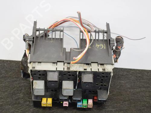 Used Fuse box FORD TRANSIT Bus (FD_ _, FB_ _, FS_ _, FZ_ _, FC_ _) 2.2 TDCi (85 hp) 6745867