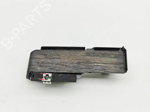 BP30130919O1 main image