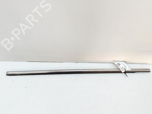 Used Door moulding trim CITROËN C5 AIRCROSS (A_) 1.5 BlueHDi 130 (ACYHZJ, ACYHZR) (131 hp) 28552398