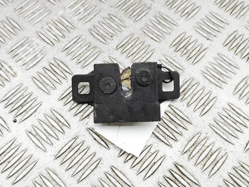 hood-lock-jaguar-f-pace-x761-2015-30826919 main image