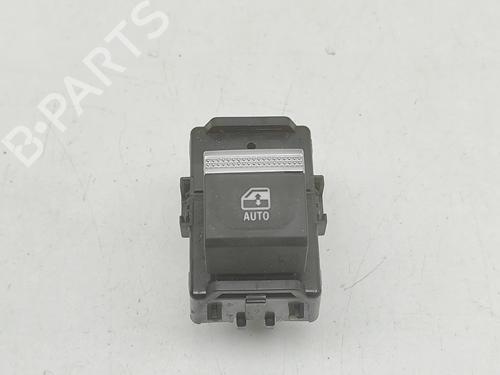 left-rear-window-switch-renault-arkana-i-lcm_-ldn_-2019-35727066 main image