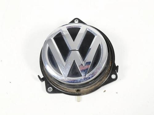 tailgate-handle-vw-golf-vii-5g1-bq1-be1-be2-20-r-4motion-vw-5g6827469f-2012-2013-2014-2015-2016-2017-2018-2019-2020-2021-9900061 main image