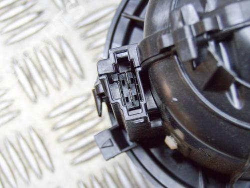 Heater blower motor OPEL CROSSLAND X / CROSSLAND (P17, P2QO) 1.2 (75) | BP11252822M62 