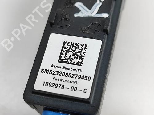 Camera TESLA MODEL Y (5YJY) EV Performance All-wheel Drive | BP27789807E14 