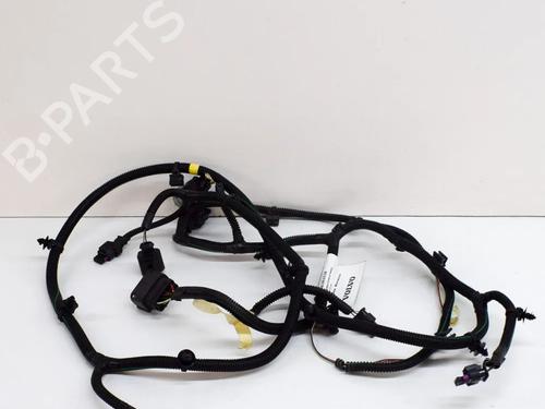 BP27762843M83 main image