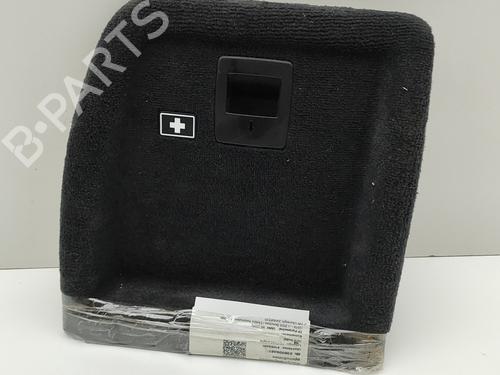 Used Boot lining BMW X5 (G05, F95) xDrive 45 e Plug-in Hybrid (394 hp) 27388390