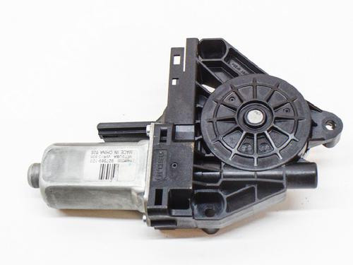 Right front window motor VOLVO XC90 II (256) D5 AWD | BP6768753E20 